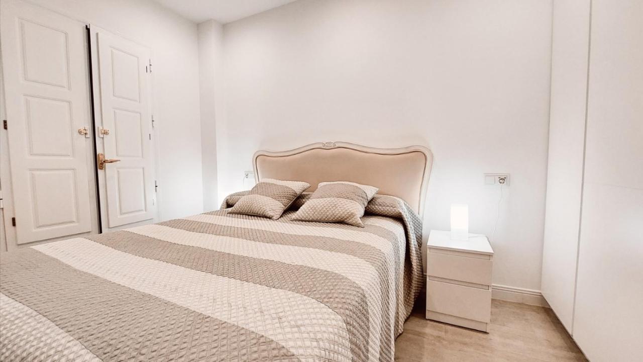 Reposo Sweet Home & Free Parking เซบีญา ภายนอก รูปภาพ